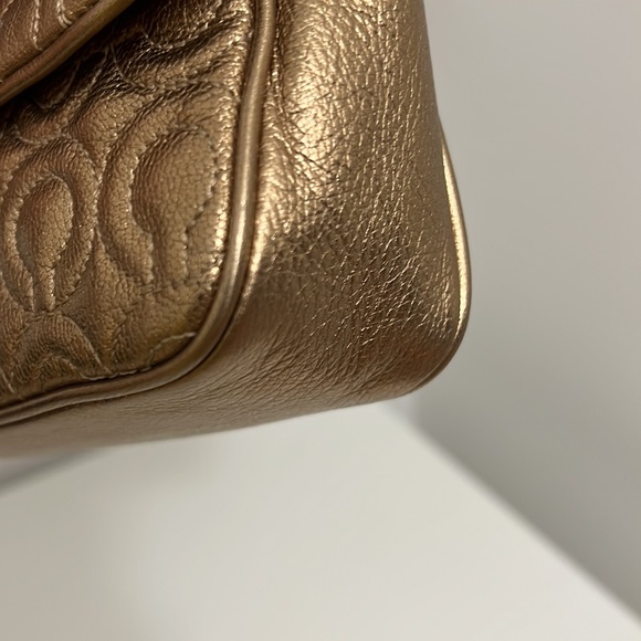 Vintage COACH rose gold CC turnlock chain crossbody bag - Picture 12 of 16